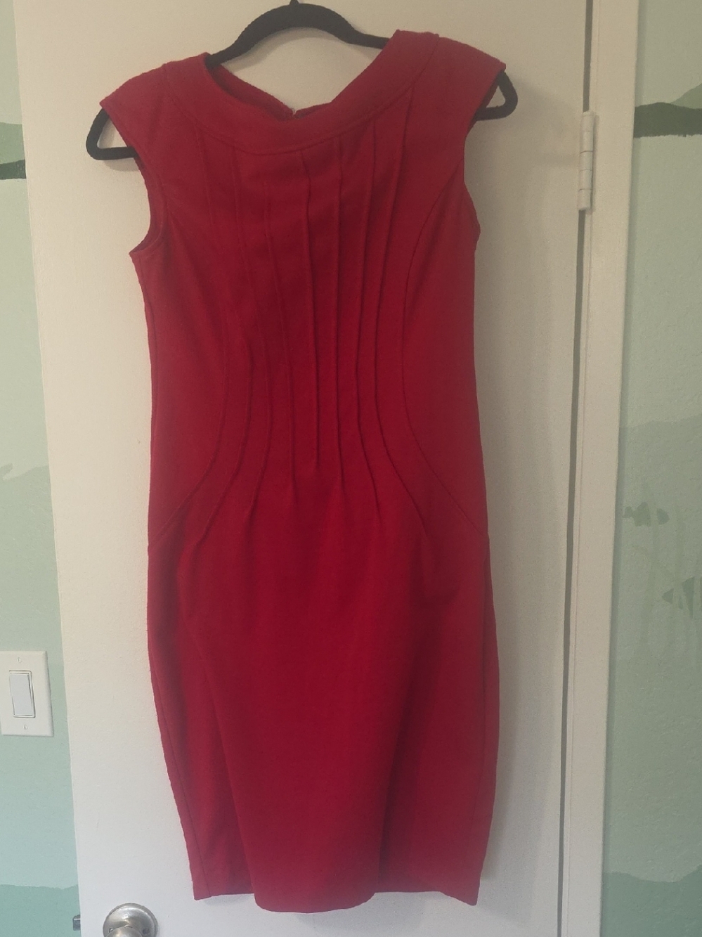 Red Sleeveless Sheath Dress